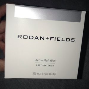 Rodan and Fields Active Hydration Body Replenish